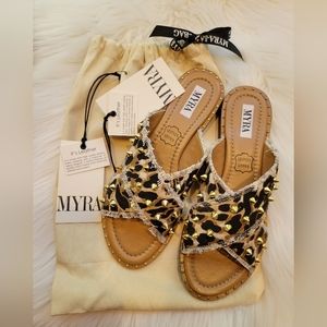 NWT MYRA LEOPARD FLATS SANDALS